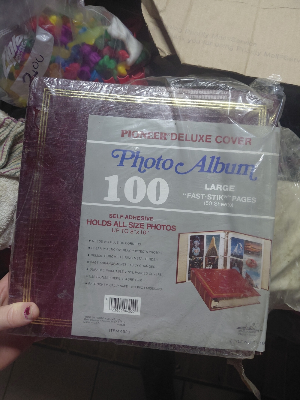 Pioneer Deluxe Cover Photo Album 100-Photo Burgundy
